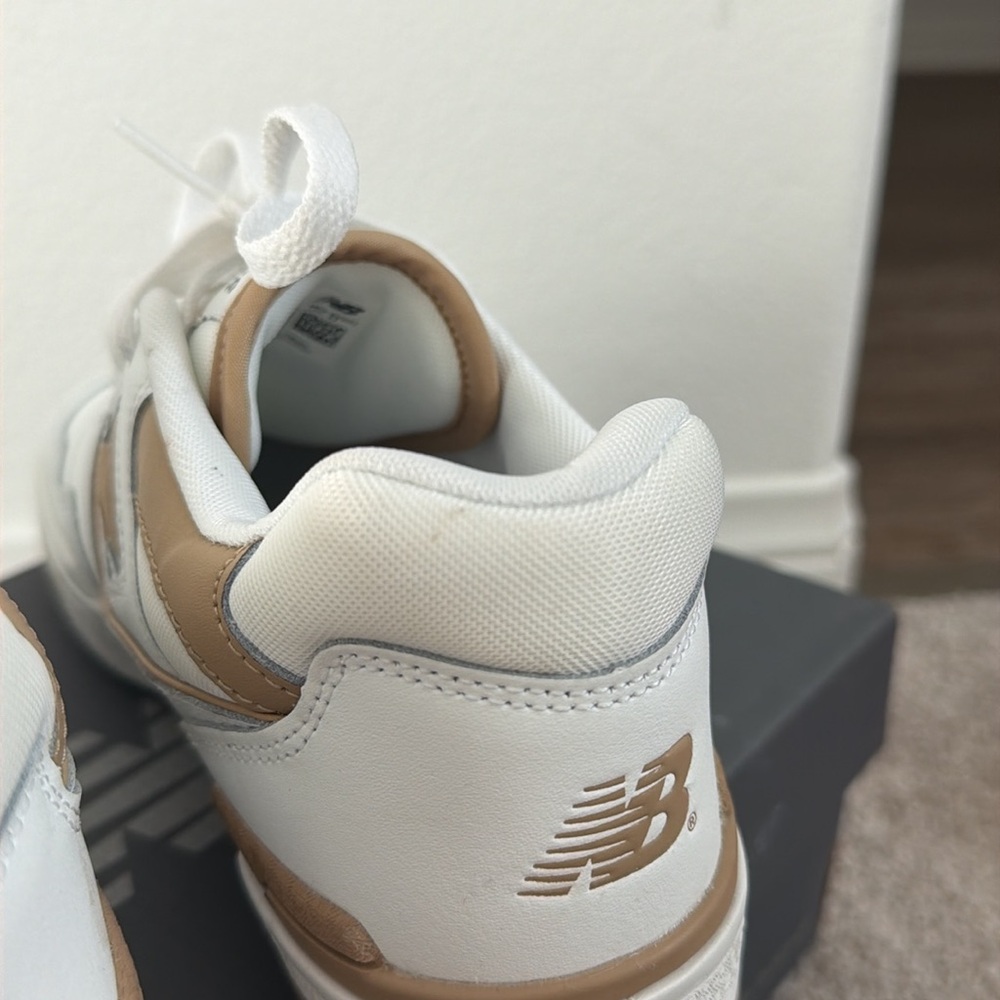 New Balance 550 - Picture 5 of 9